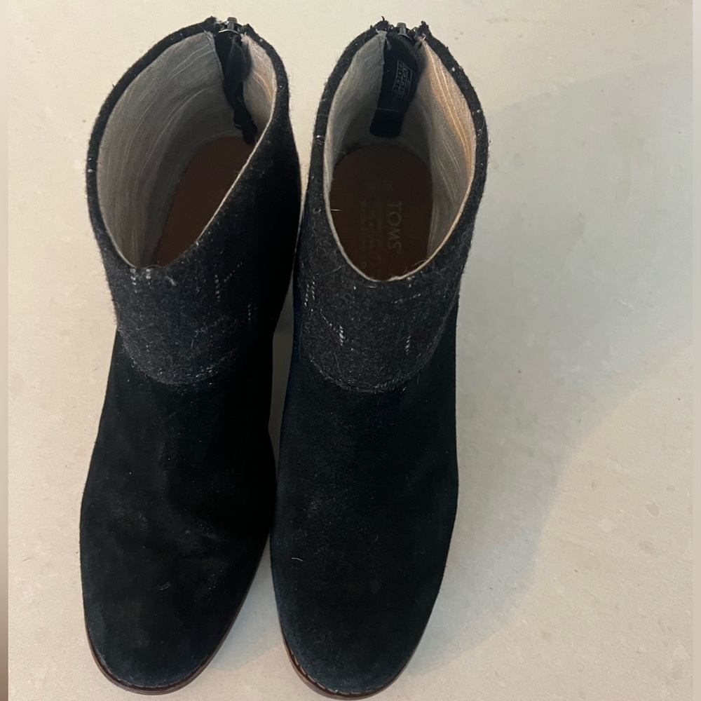 Tom’s Booties
